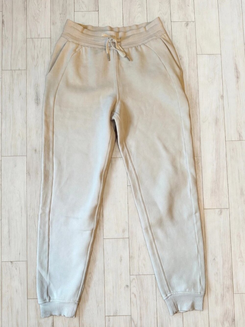 Lululemon License to Train Jogger Ivory Cream Women's Size 4